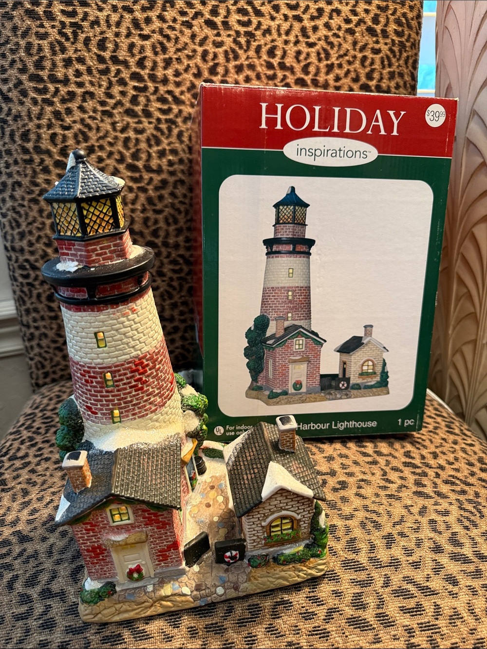 Red & White Harbour Lighthouse Decor Figurine